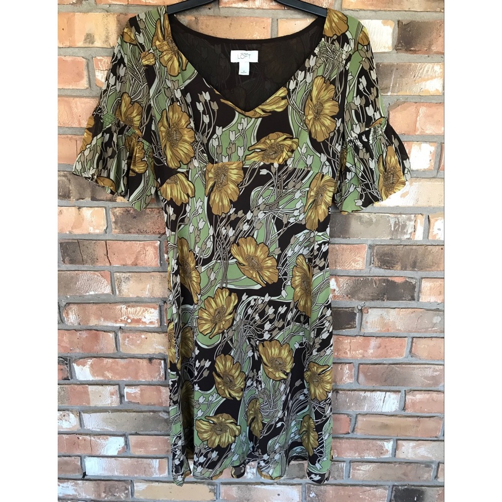 Ann Taylor LOFT Women’s Floral Print Dress  Size 4